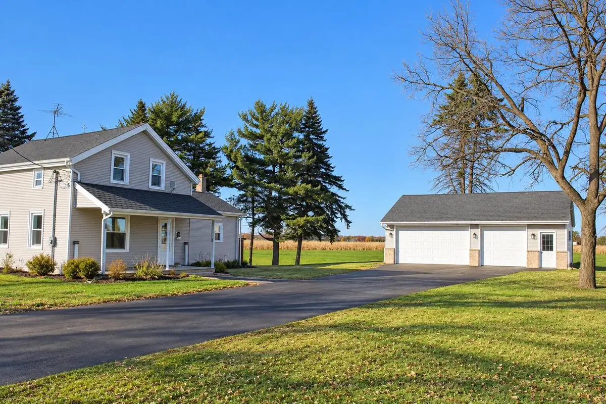 5450 Beechnut DRIVE, Kewaskum, WI 53040 - #1