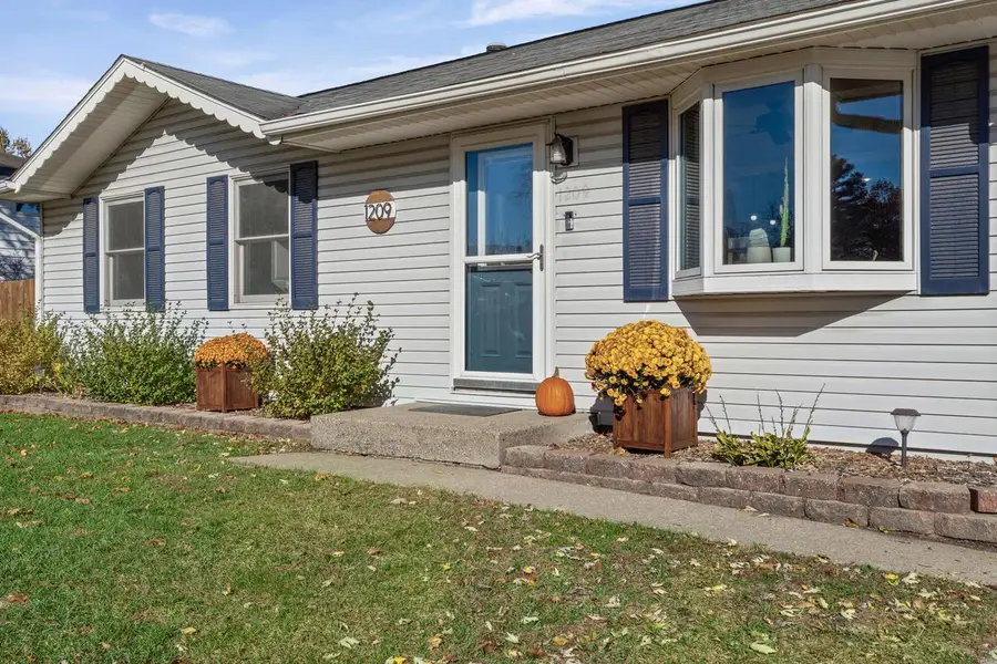1209 Green Bay STREET, Onalaska, WI 54650 - #2