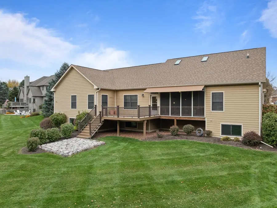 1205 Bridget COURT, Fontana, WI 53125 - #2