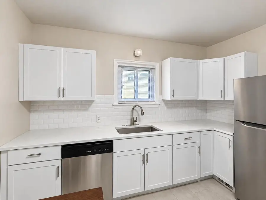 4603 N 24TH PLACE, Milwaukee, WI 53209 - #3