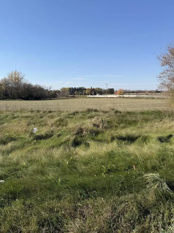 Lt1 OLD GREEN BAY RD ROAD, Kenosha, WI 53144