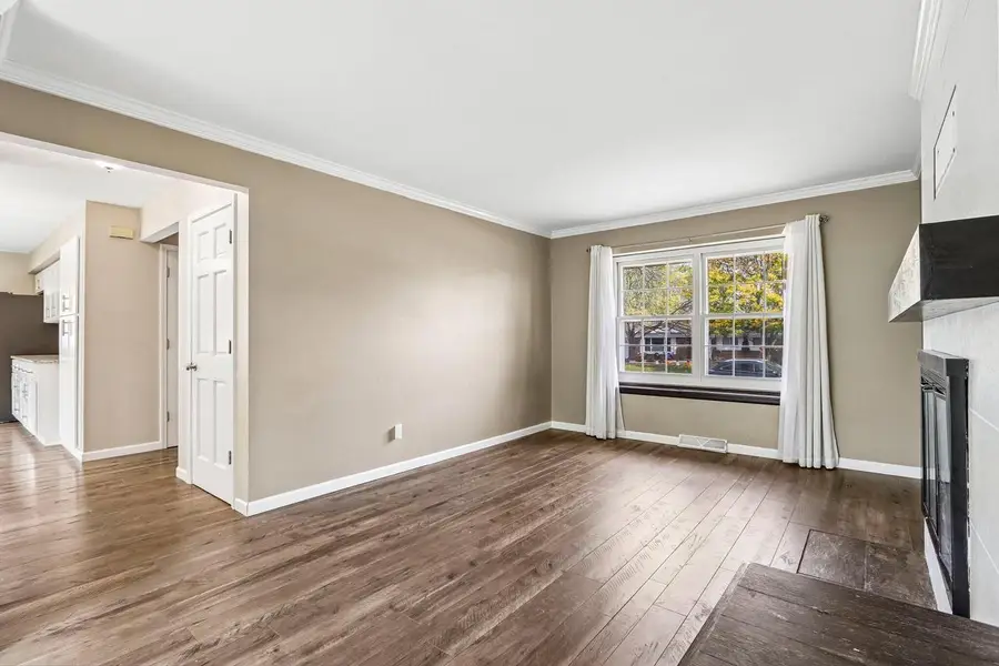3605 S Oakdale DRIVE, New Berlin, WI 53151 - #3