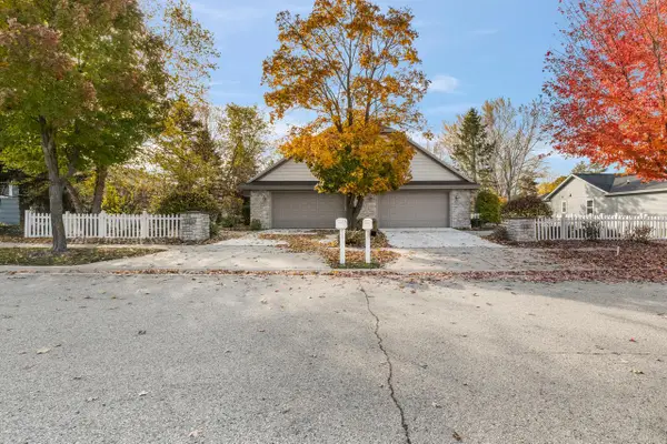 611 W Prospect STREET #16, Hartford, WI 53027