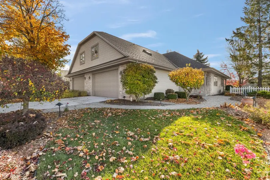 611 W Prospect STREET #16, Hartford, WI 53027 - #2