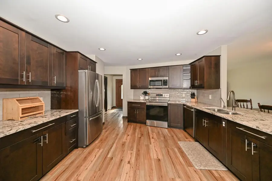12030 W James AVENUE, Franklin, WI 53132 - #3