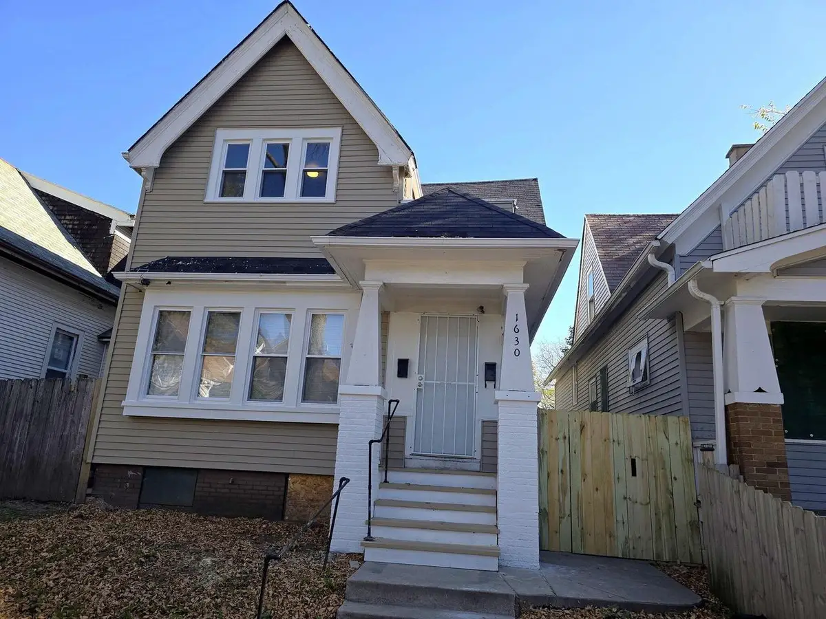 1630 N 28th STREET, Milwaukee, WI 53208 - #1