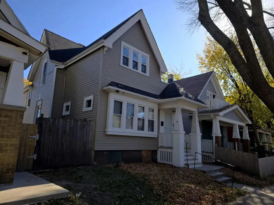 1630 N 28th STREET, Milwaukee, WI 53208 - #2