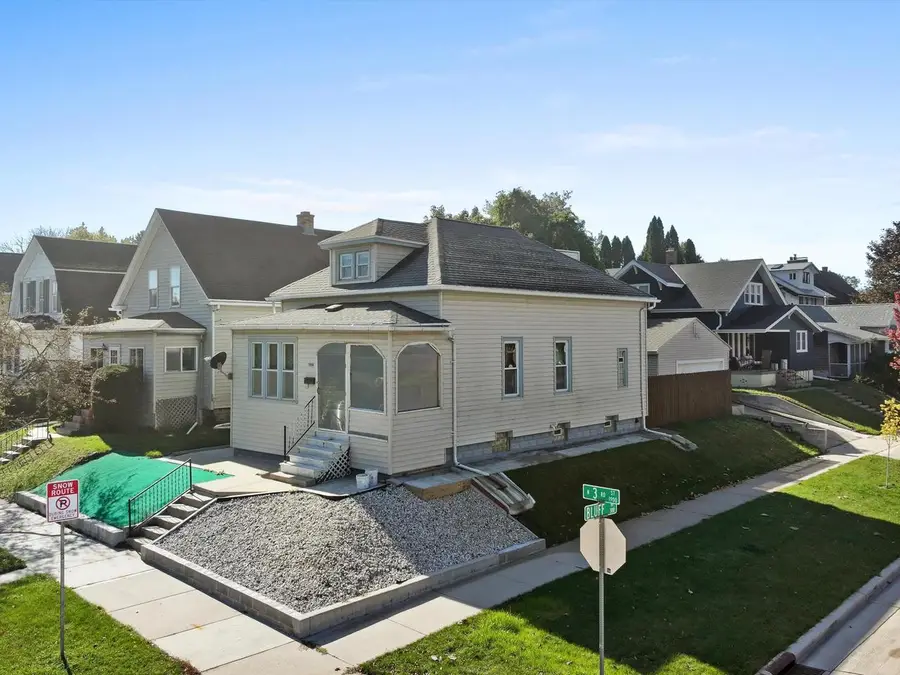 1958 N 3rd STREET, Sheboygan, WI 53081 - #2