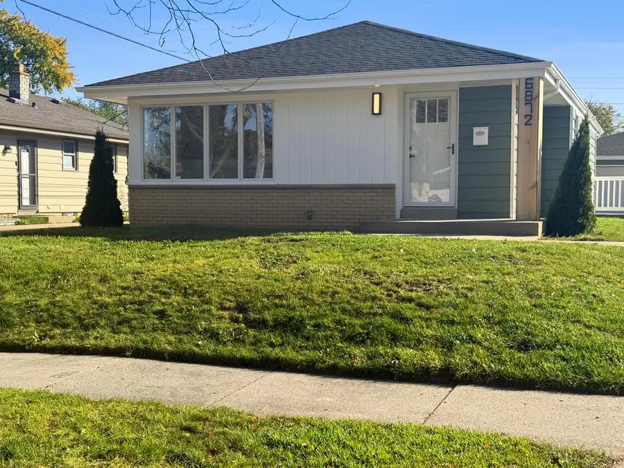6872 N 40th PLACE, Milwaukee, WI 53209 - #2