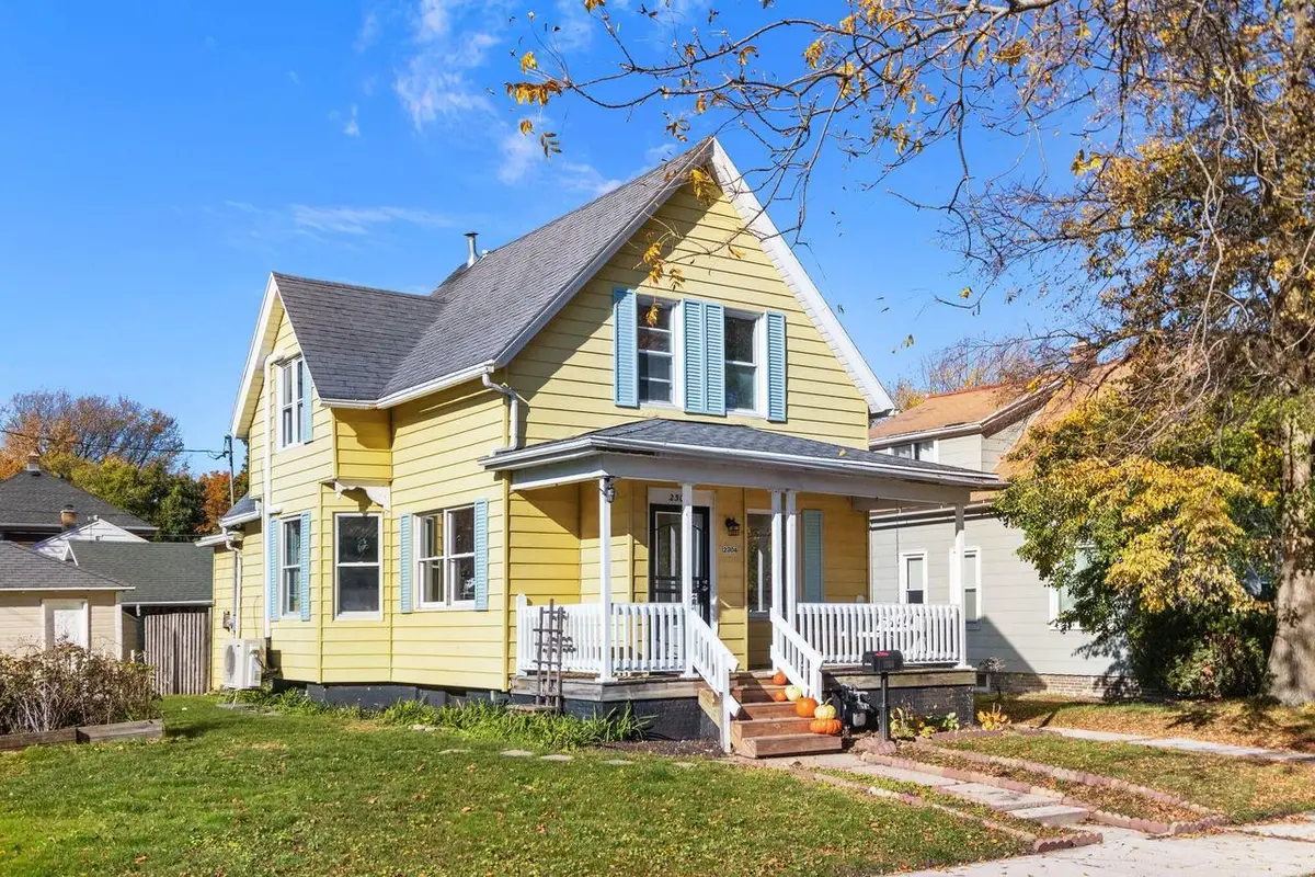 2304 N 8 STREET, Sheboygan, WI 53083 - #1