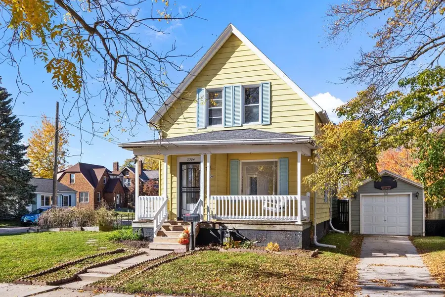 2304 N 8 STREET, Sheboygan, WI 53083 - #3