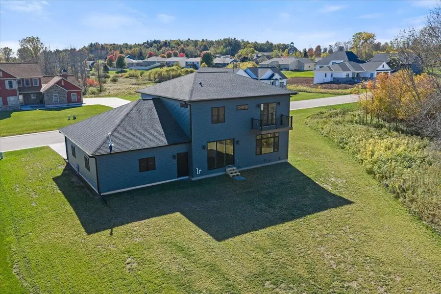 350 Lake Breeze WAY, Two Rivers, WI 54241 - #2
