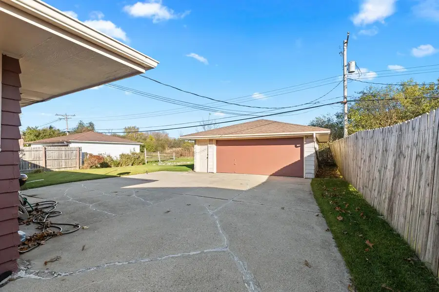 6114 N 95th STREET, Milwaukee, WI 53225 - #3