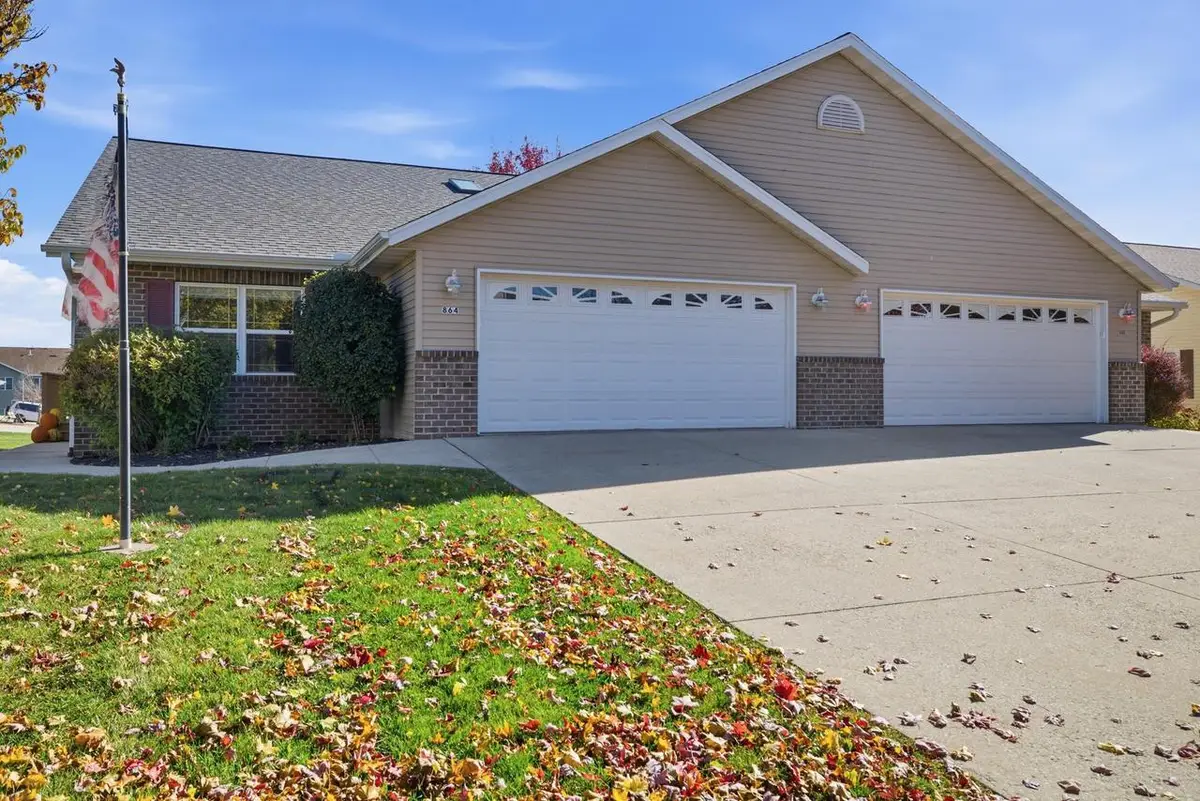 864 Chief Kewaskum PLACE, Kewaskum, WI 53040 - #1