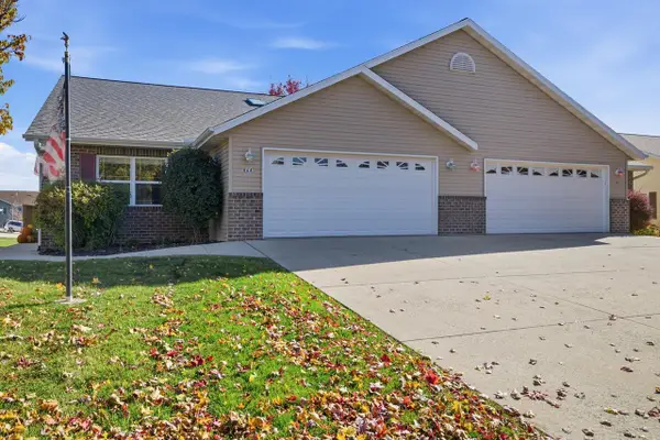 864 Chief Kewaskum PLACE, Kewaskum, WI 53040