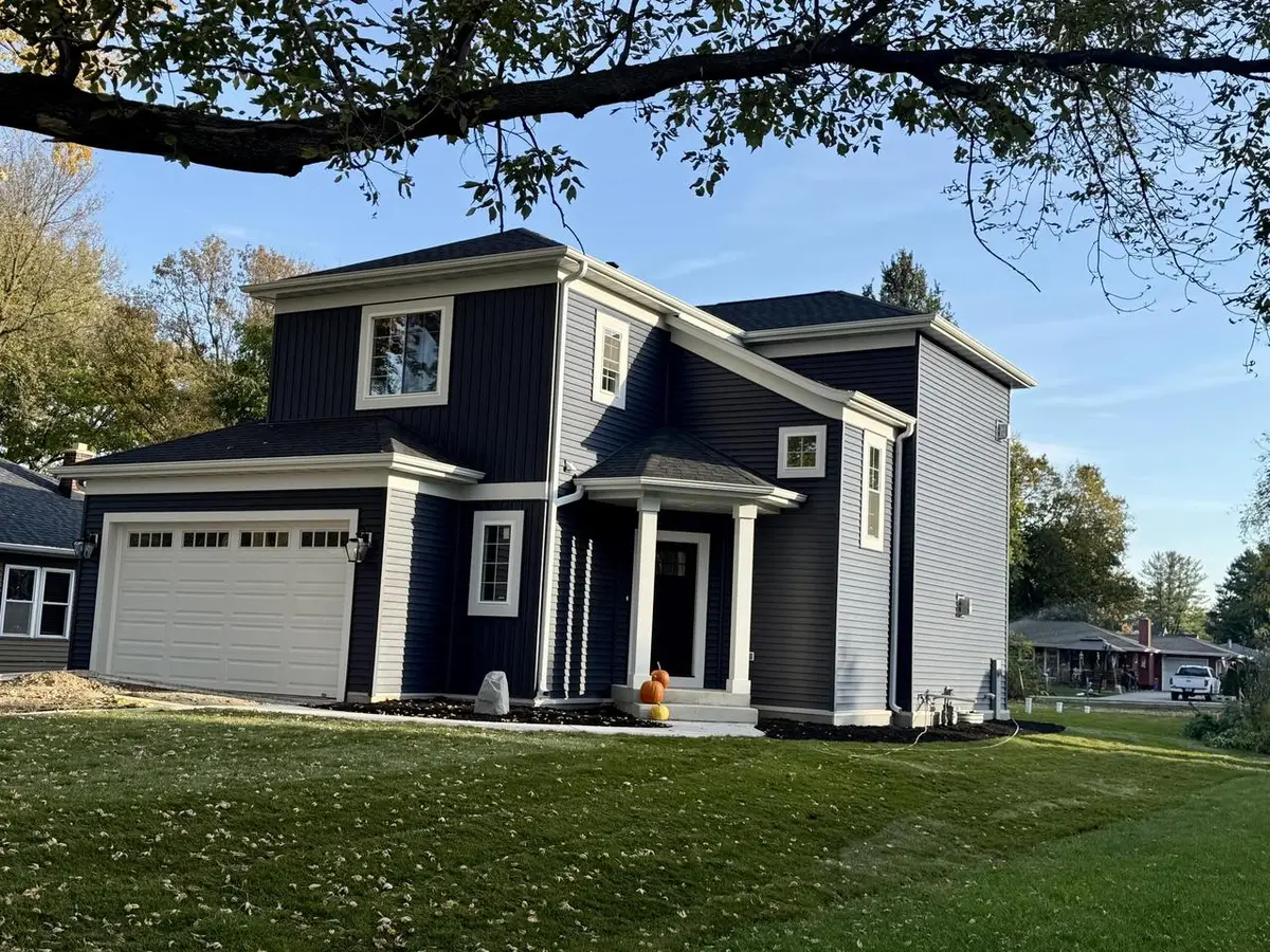 N55W37045 Lisbon ROAD, Oconomowoc, WI 53066 - #1