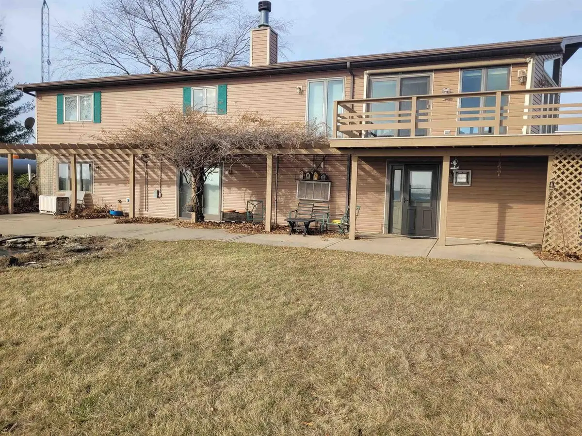17200 County Road O, Mineral Point, WI 53565 - Image #1