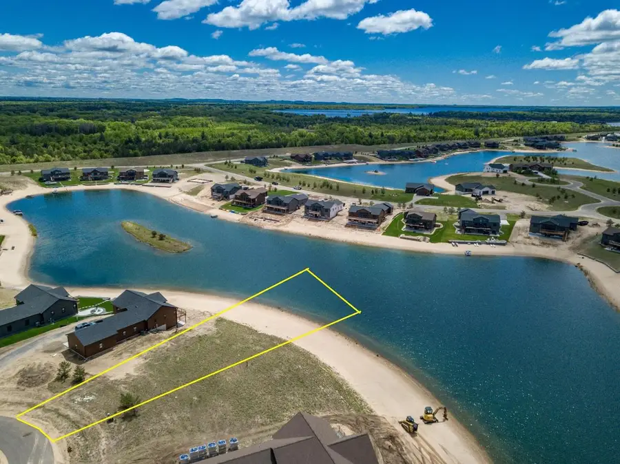 N8866 Fish Camp Circle, New Lisbon, WI 53950 - Image #3