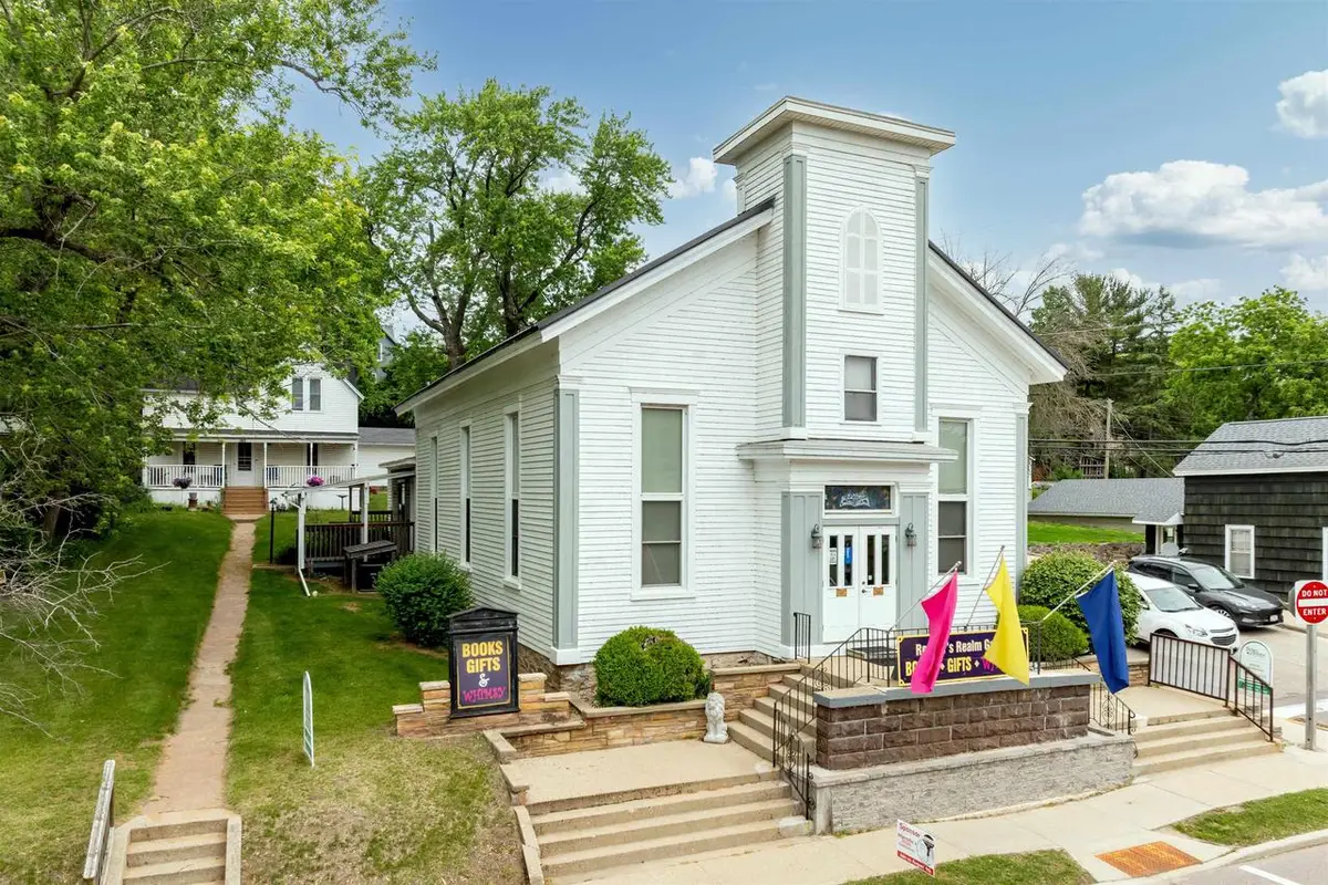 145/147 E Montello Street, Montello, WI 53949 - #1