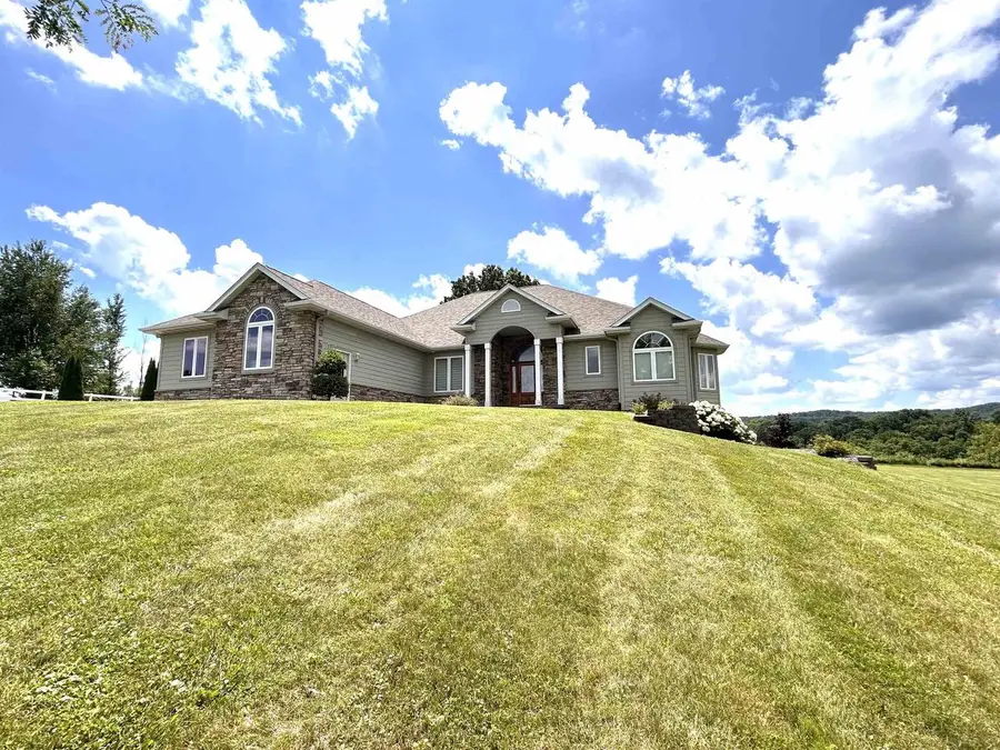 25621 Honeycut Avenue, Tomah, WI 54660 - Image #2