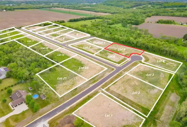 3965 S Deer Drive, Beloit, WI 53511