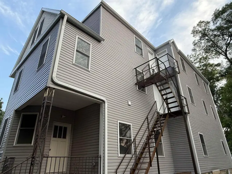 266 S Jackson Street, Janesville, WI 53548 - Image #3