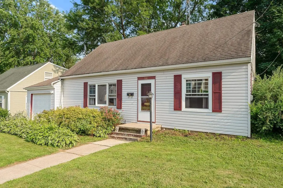 331 Badger Drive, Baraboo, WI 53913 - Image #1