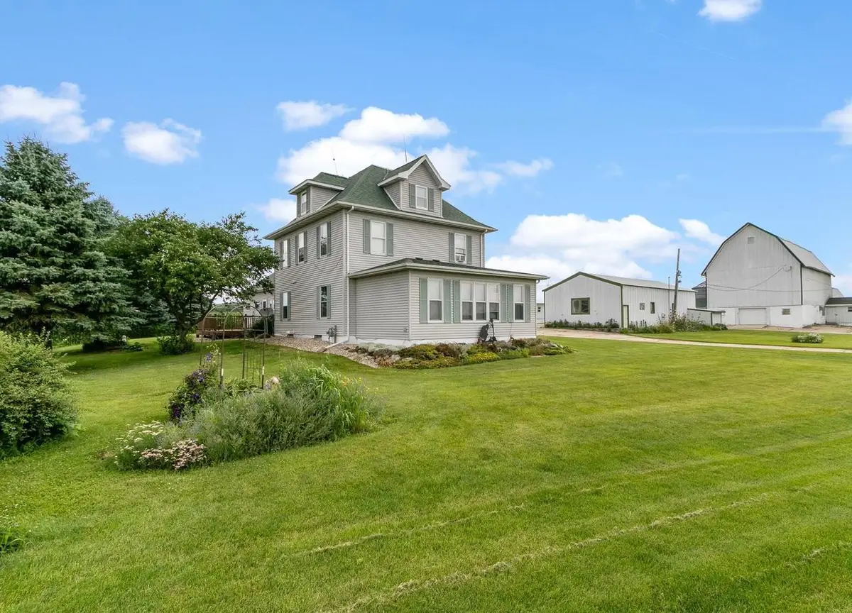 6988 Schneider Road, Middleton, WI 53562 - Image #1