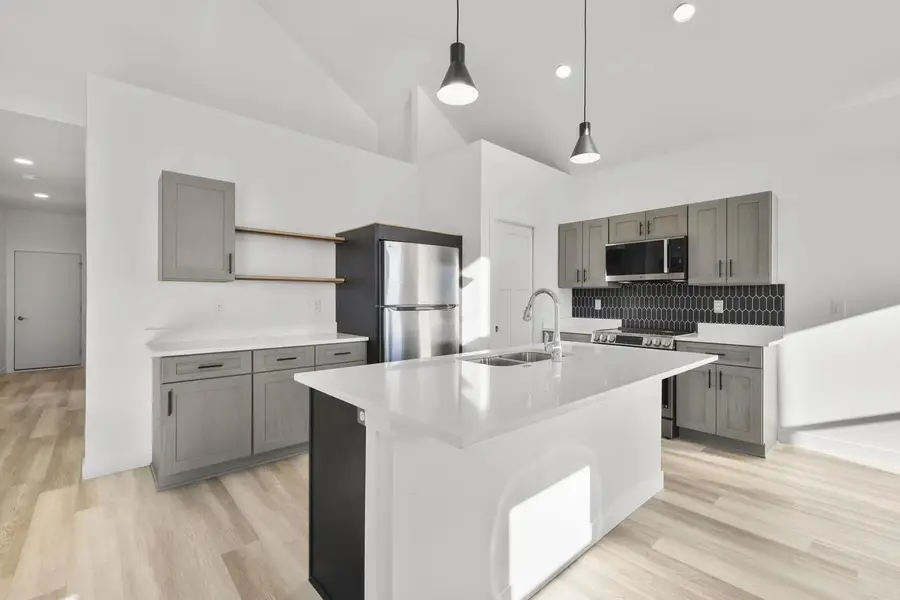 106 Lupine Avenue, Poynette, WI 53955 - #2