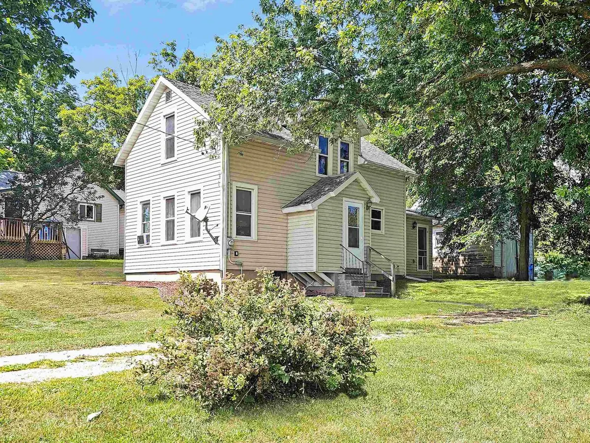 620 Lake Street, Hillsboro, WI 54634 - Image #1