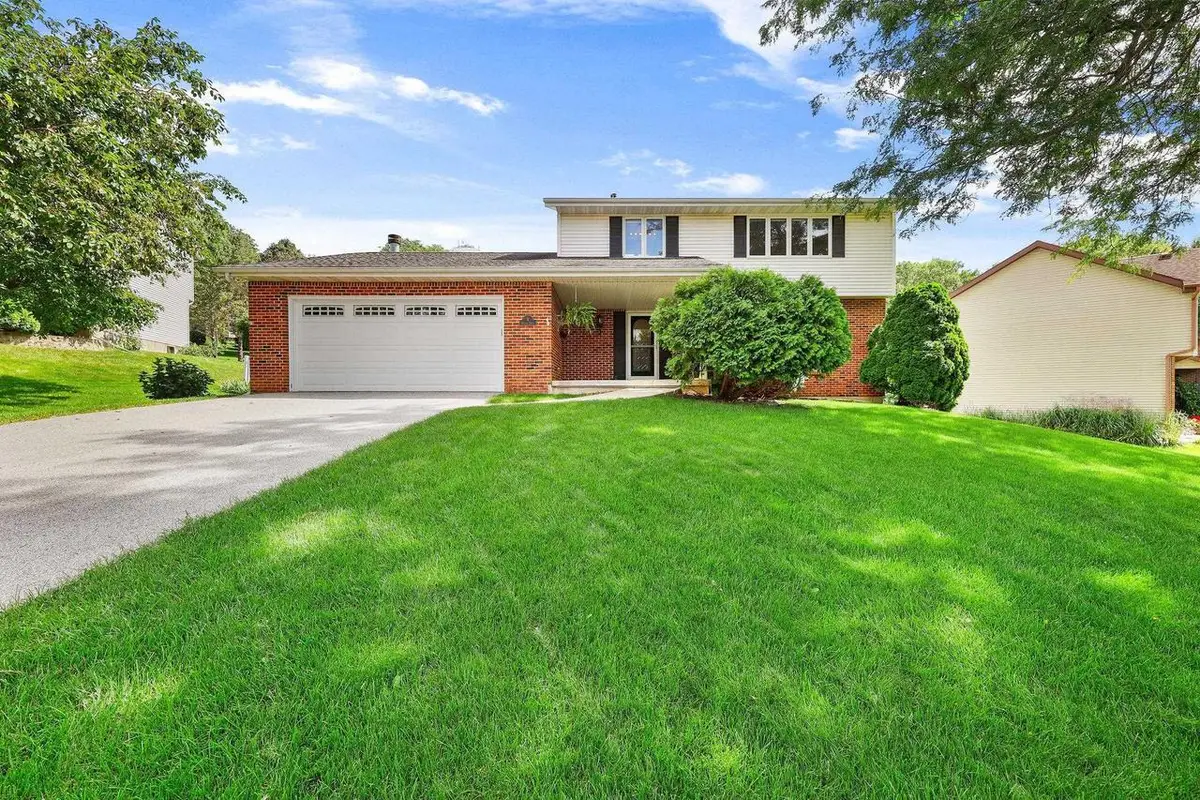 9 Newport Circle, Madison, WI 53719 - Image #1