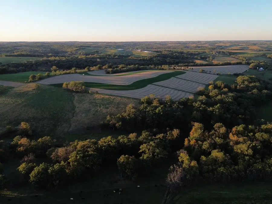 5320 Sunny Ridge Road, Mineral Point, WI 53565 - Image #3