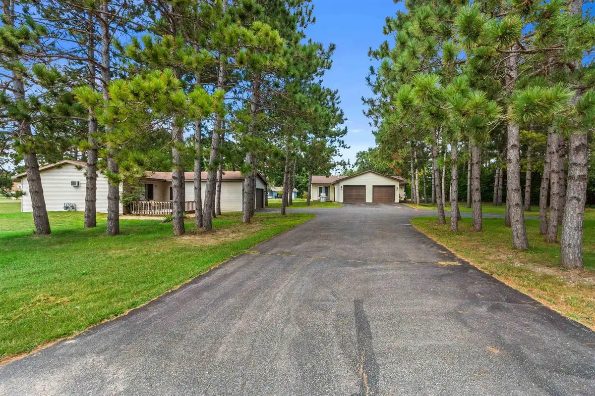 1703 / 1705 AB Broadway #B, Wisconsin Dells, WI 53965 - Image #1