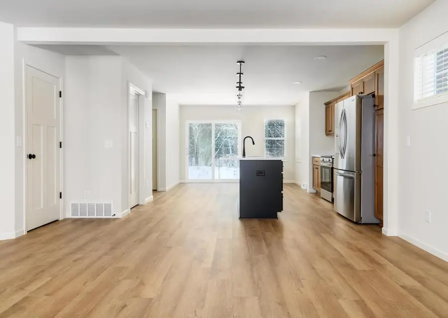 5927 Woodbine Drive, Madison, WI 53718 - Image #3