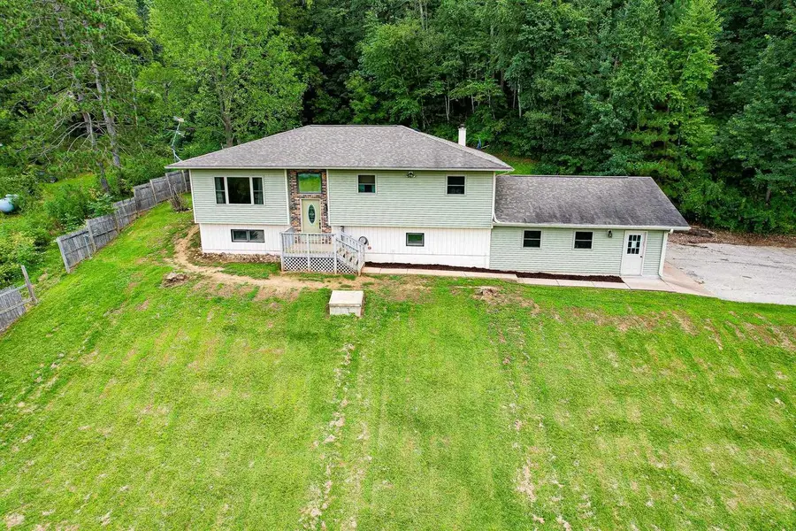 11828 Fairway Road, Sparta, WI 54656 - Image #2