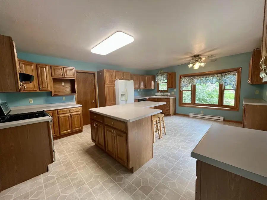509 N Benton Street, Sparta, WI 54656 - Image #2