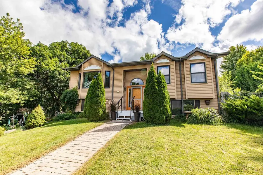 100 Jentz Drive, Potosi, WI 53820 - Image #2