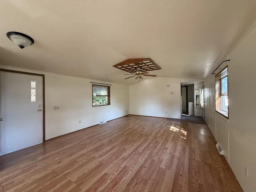 100 Woodland Drive, Wisconsin Dells, WI 53965 - Image #2