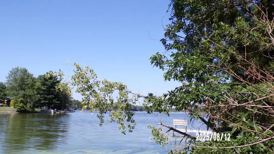 1087 E Queens Way, Nekoosa, WI 54457 - Image #2