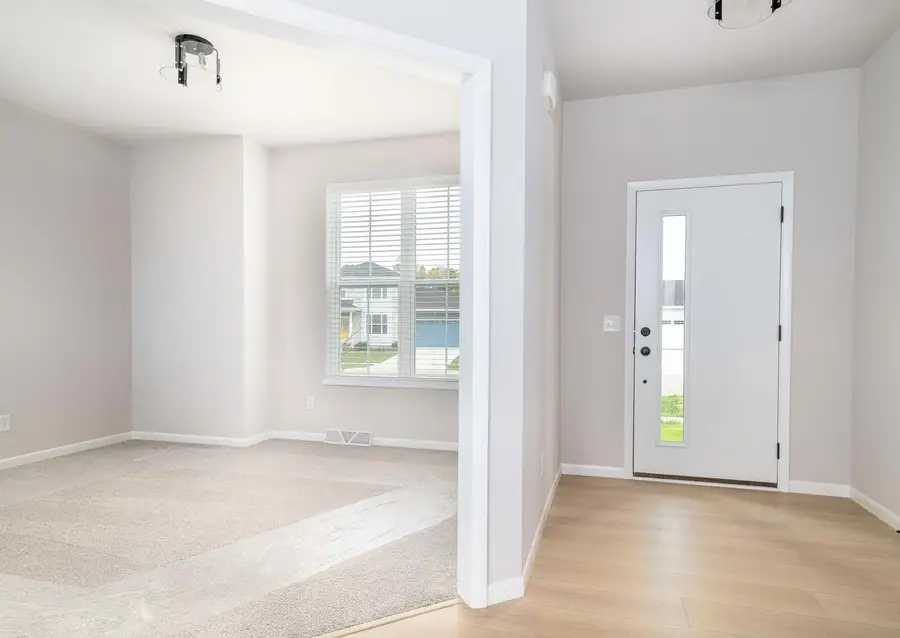 8008 Laufenberg Boulevard, Cross Plains, WI 53528 - Image #2