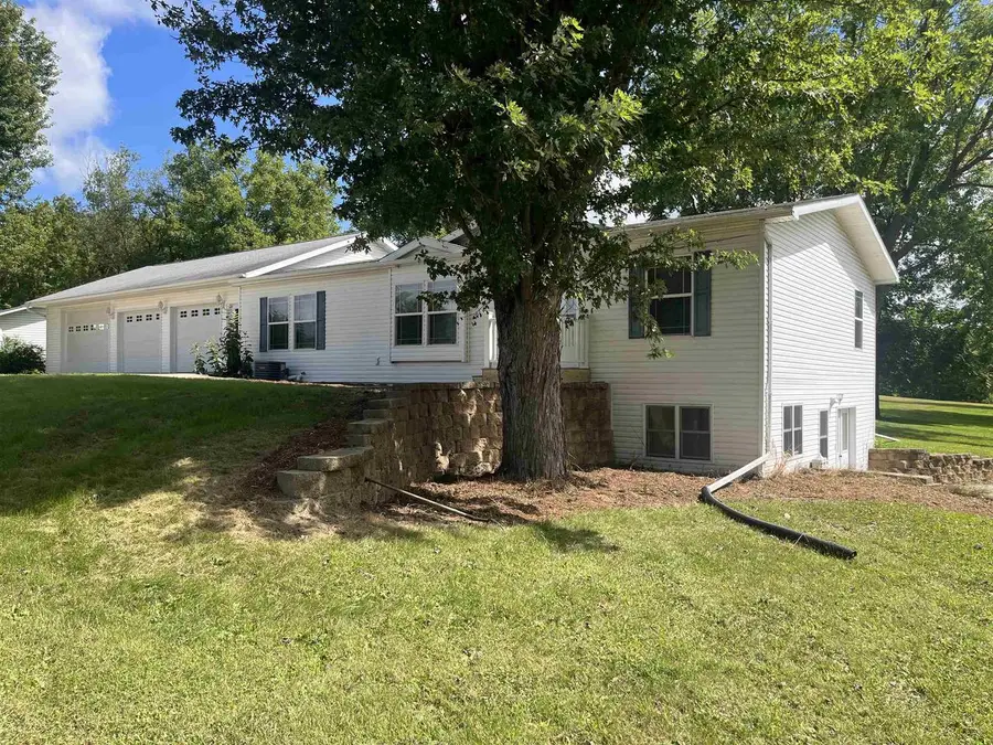 320 N Pine Street, La Farge, WI 54639 - Image #3