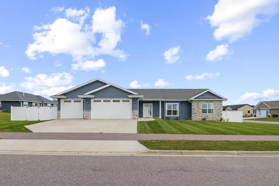 162 Chickadee Lane, Sauk City, WI 53583 - Image #2