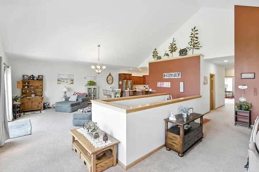 711 Cherokee Path, Lake Mills, WI 53551 - Image #3