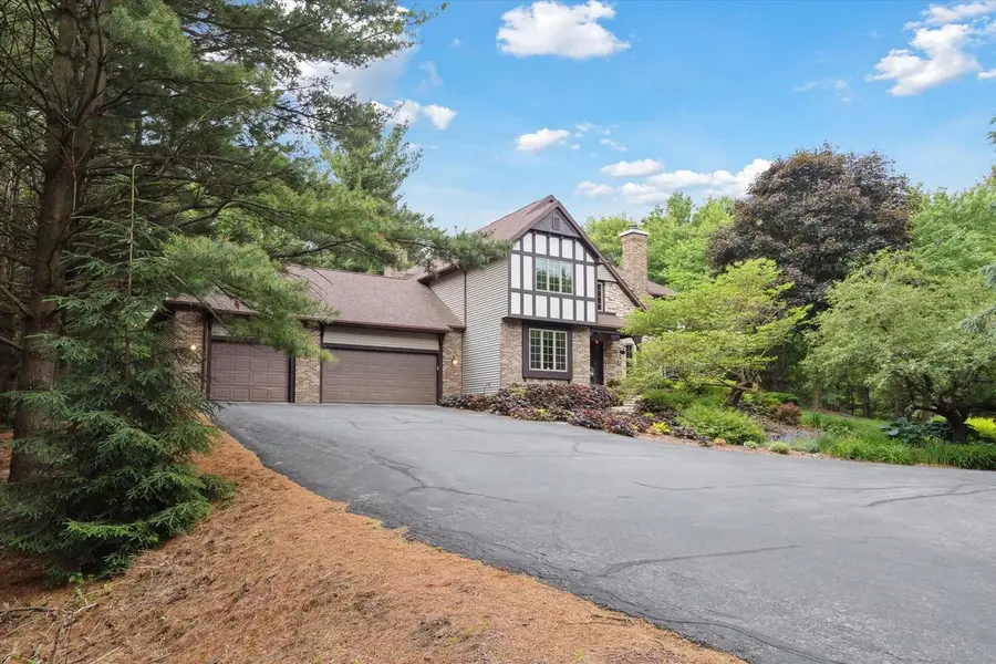 2370 E Sylvan Lane, Milton, WI 53563 - Image #2