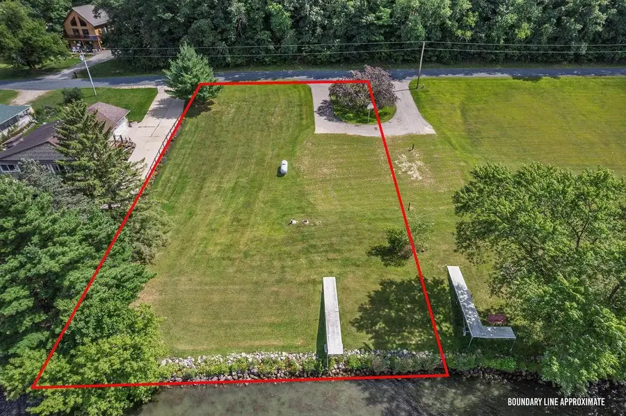 S1281 Cardinal Court, La Valle, WI 53941 - Image #2