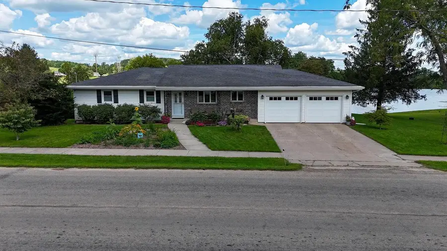 105 County Rd V, Cazenovia, WI 53924 - Image #3