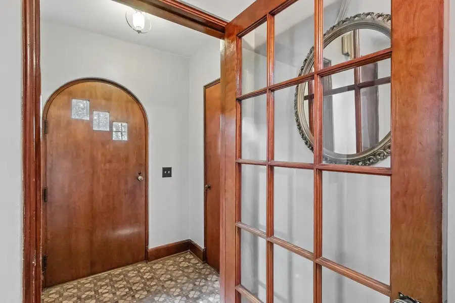 523 W Edgewater Street, Portage, WI 53901 - Image #3