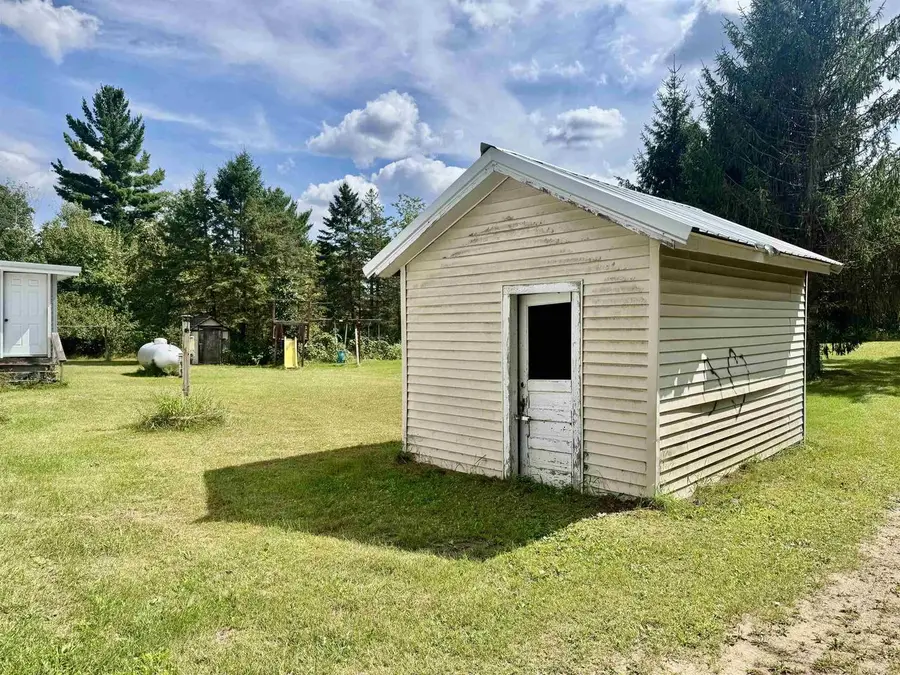 1088 S Chicago Lane, Friendship, WI 53934 - Image #3