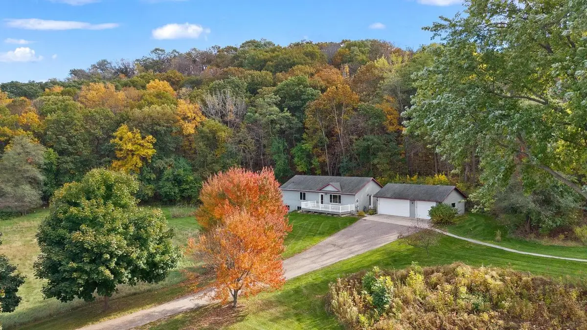 N2432 Highway 188, Lodi, WI 53555 - Image #1