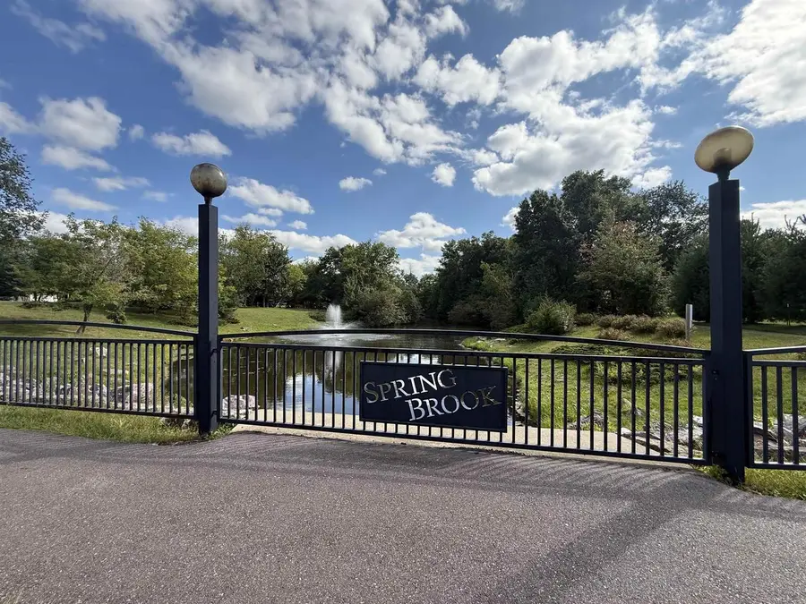 364 Lake Shore Drive, Wisconsin Dells, WI 53965 - Image #2